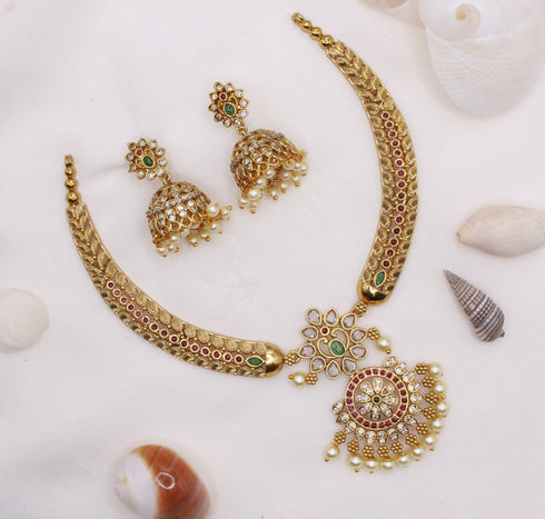 Traditional set