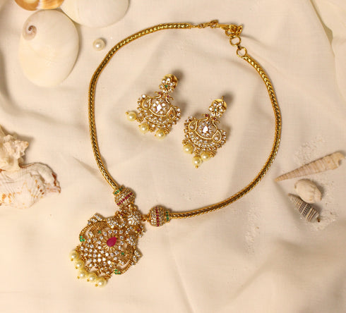 "MOORNI'' Peacock Chain Style Necklace