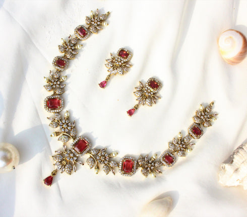 Gulzar-E-Nageen" Red Green Ganga Jamna Style Necklace