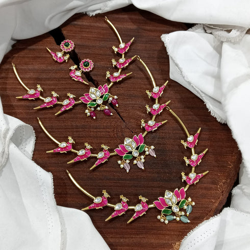 "Parinday" Gold Plated Kundan Hasli Necklace