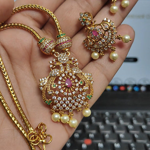 "MOORNI'' Peacock Chain Style Necklace