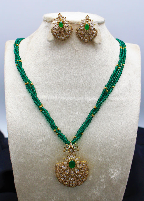 "ZUMURD" American Diamond and Emerald Mala