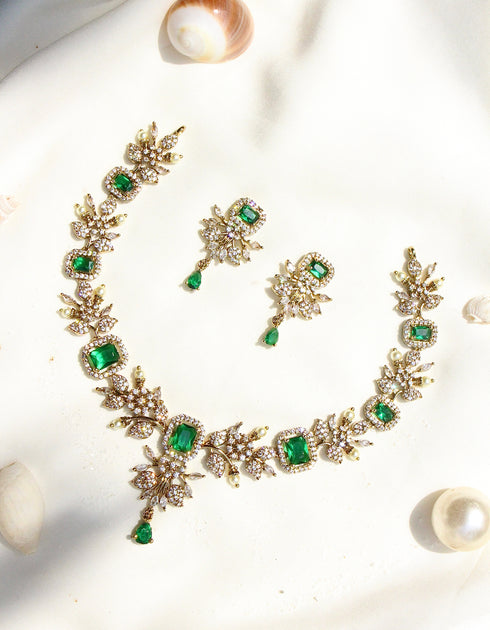 Gulzar-E-Nageen" Green Ganga Jamna Style Necklace
