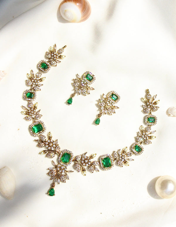 Gulzar-E-Nageen" Green Ganga Jamna Style Necklace
